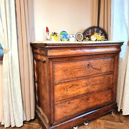 公寓 Nicky's - With Private Parking In Center *