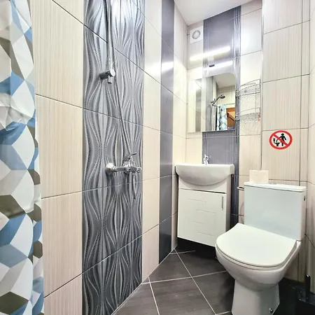 Nicky's - With Private Parking In Center Apartament *